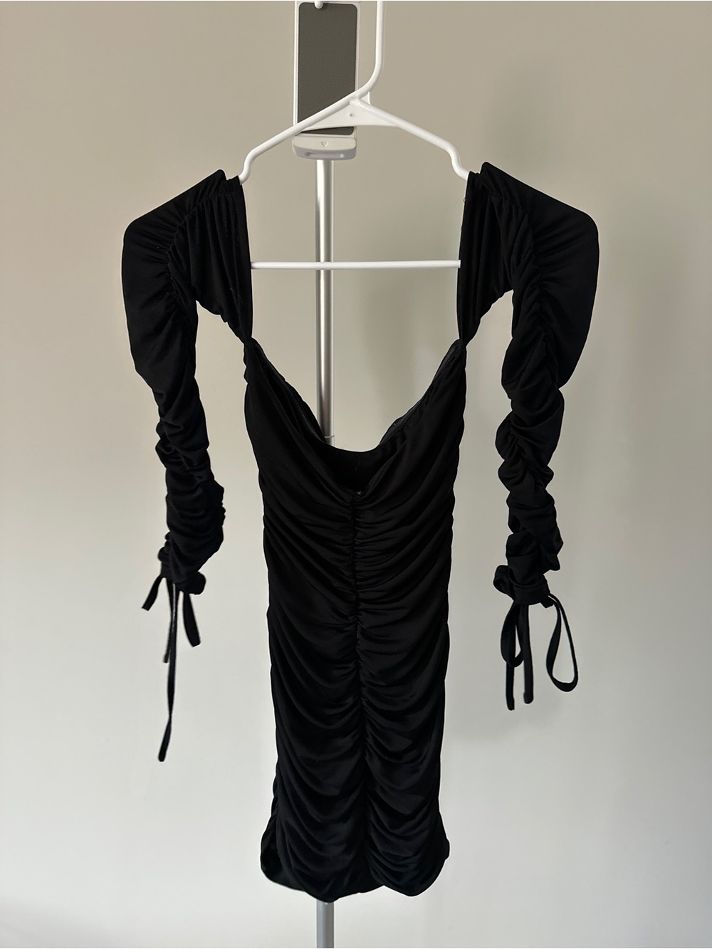Tiger Mist Black Ruched Long Sleeve Bodycon Dress - Picture 2 of 3